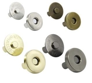 กระดุมแม่เหล็ก