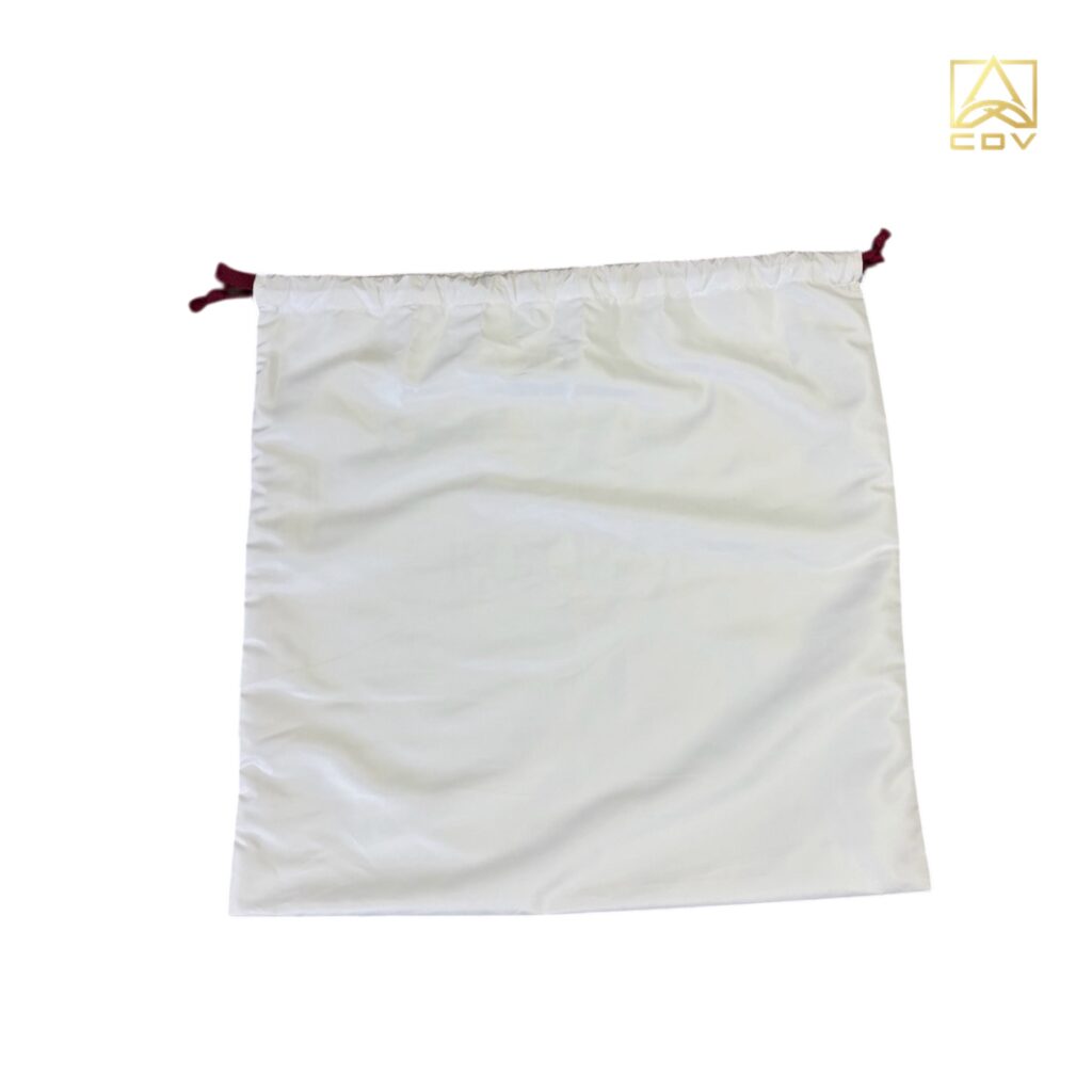 กระเป๋าหูรูดผ้าไมโค KANEKOJI