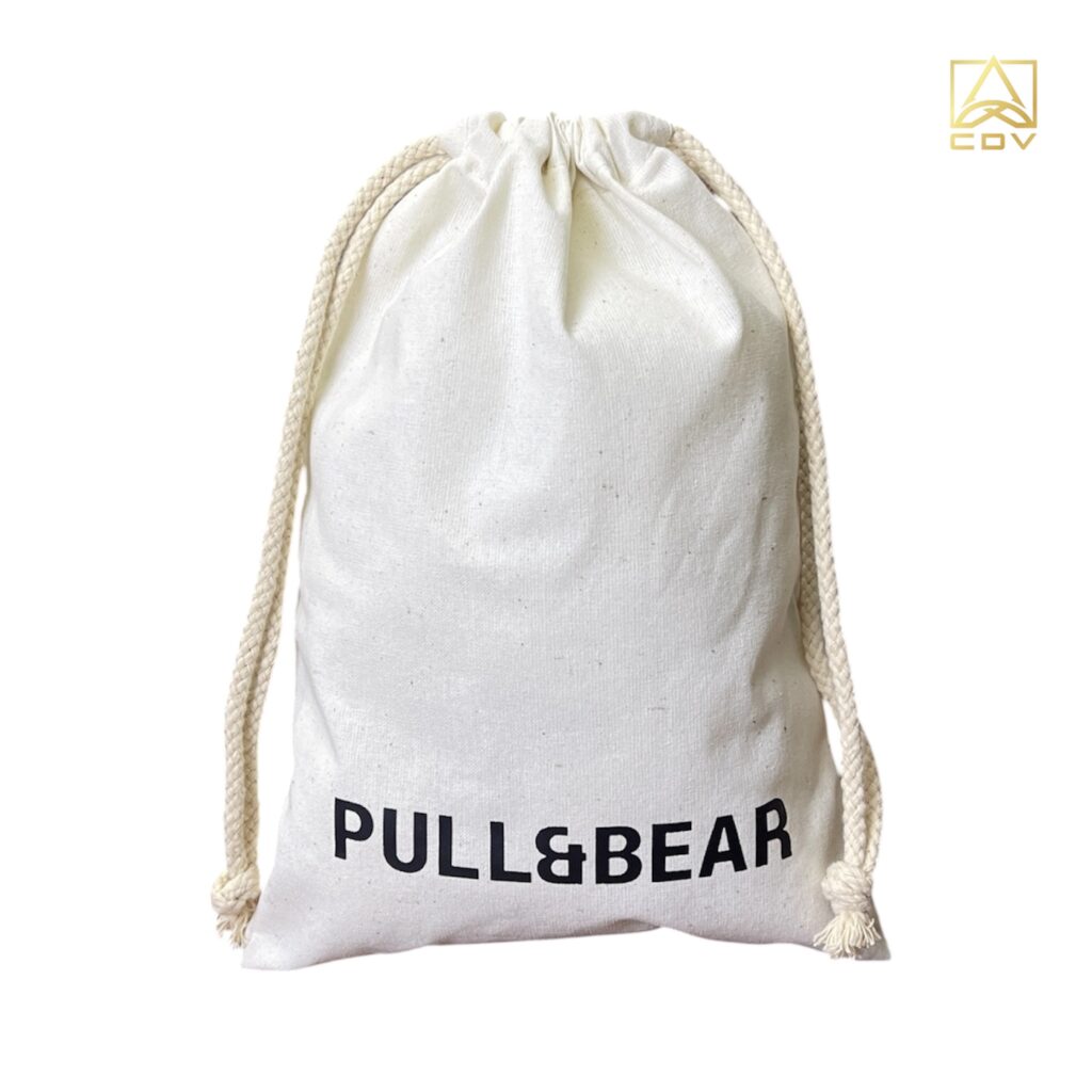 ถุงผ้าดิบหูรูดPULLBBEAR